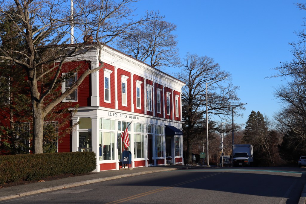 Greater Boston’s Forgotten Scenic Beach Town – A Walk Down Nahant&nbsp;Road